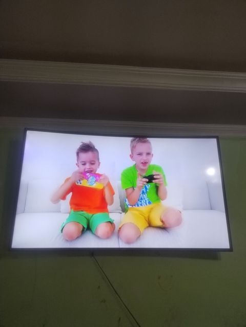 Samsung divar tipli televizor - Marka/model: Samsung (LED TV) — Bakı