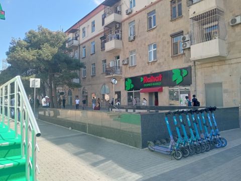 Eve Sentyabr ayının 29 zu baxmaq ve köçmək olar. Maklerler narahat — Bakı
