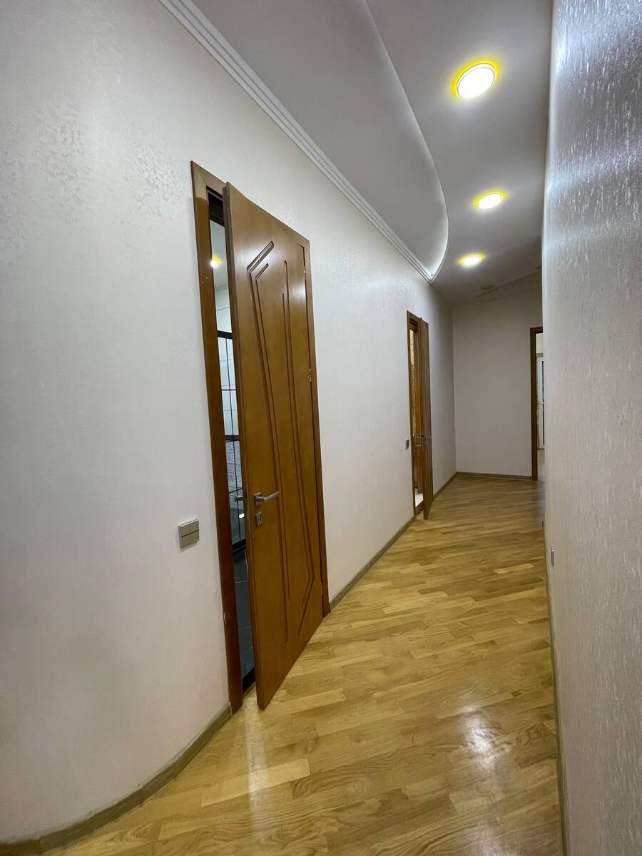 İcarəyə verilir 4 otaqlı yeni tikili 210 m² — Mənzil, Bakı (6)