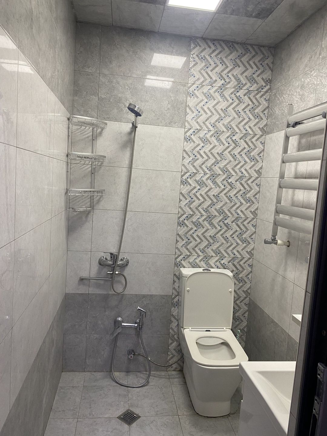 İcarəyə verilir 2 otaqlı yeni tikili 45 m² — Mənzil, Bakı (7)