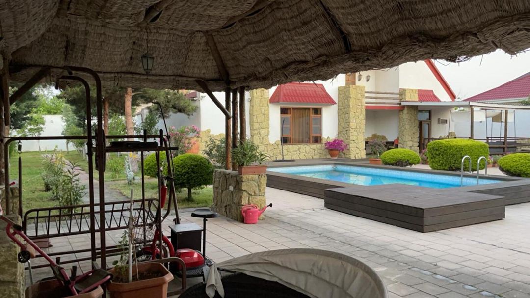 Satılır 5 otaqlı həyət evi/bağ evi 250 m² — Ev, villa, Bakı (2)