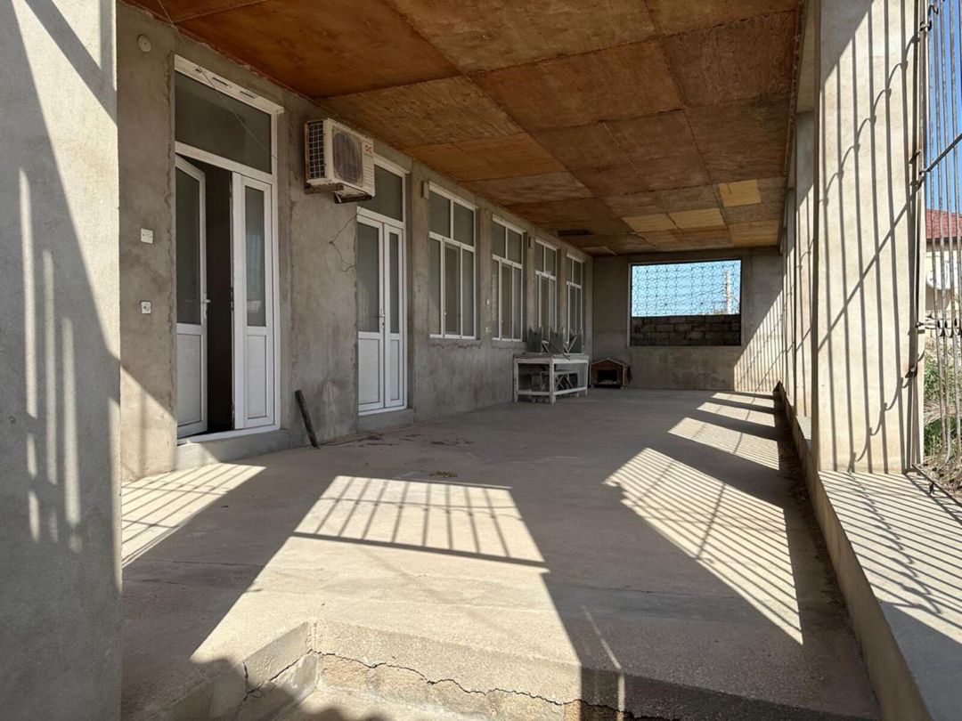 Satılır 4 otaqlı həyət evi/bağ evi 160 m² — Ev, villa, Bakı (5)