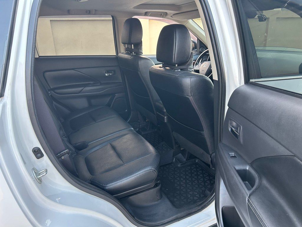 Mitsubishi Outlander, 2.4 L, 2015 il, 157 000 km — Avtomobillər, Bakı (8)