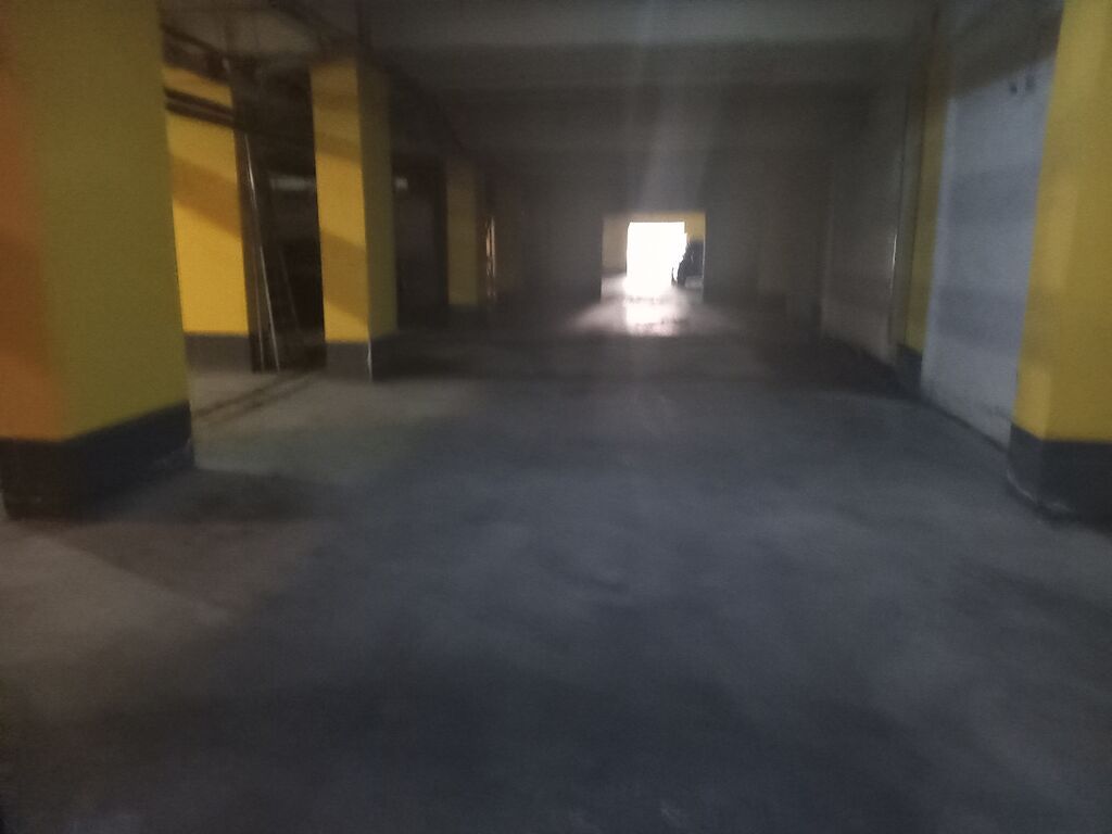 Qaraj 300 azn Azadlıq metrosu Yeni tikilinin qarajında.Aylıq İcarıyə — Garaj, Bakı (10)