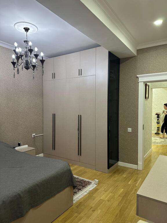 Satılır 3 otaqlı yeni tikili 137 m² — Mənzil, Bakı (12)