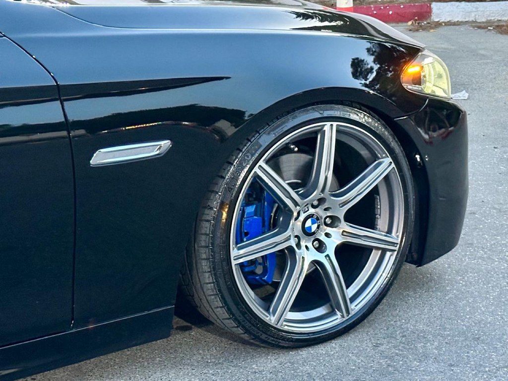 BMW 550, 4.4 L, 2014 il, 90 000 km — Avtomobillər, Bakı (7)