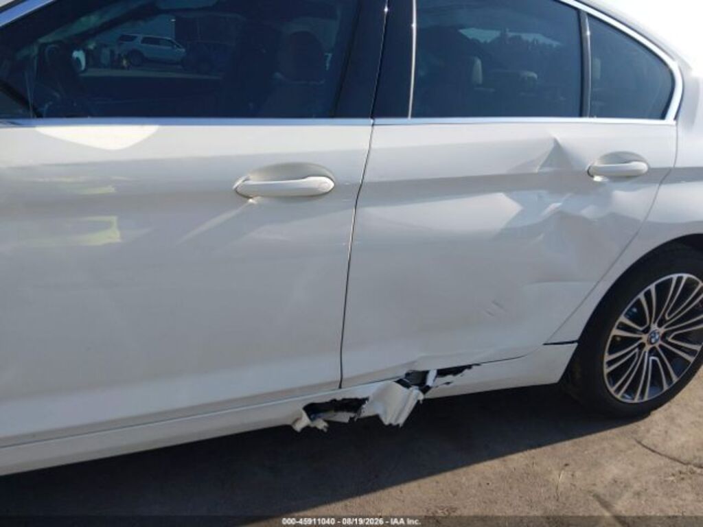 BMW 530, 2.0 L, 2020 il, 107 290 km — Avtomobillər (6)