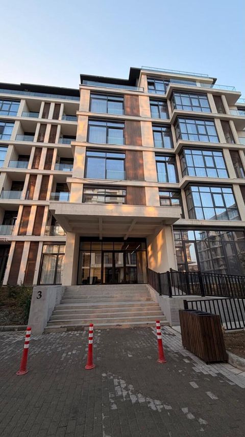 Satılır 3 otaqlı yeni tikili 102 m² — Bakı