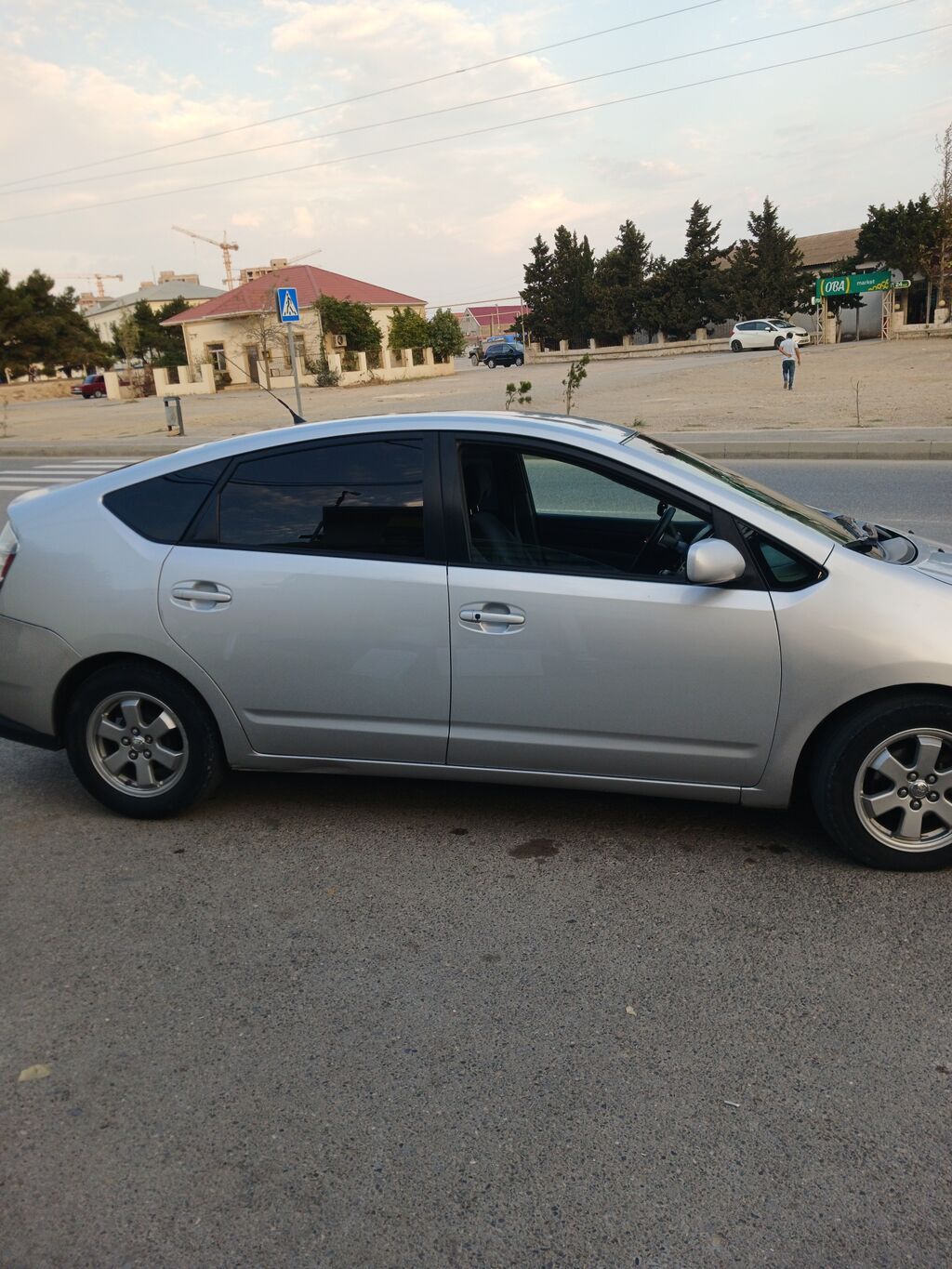 Toyota Prius (2-ci nəsil) hibrid hetçbek - Gümüşü rəng, aerodinamik 99-EY-958 — Avtomobillər, Bakı (9)