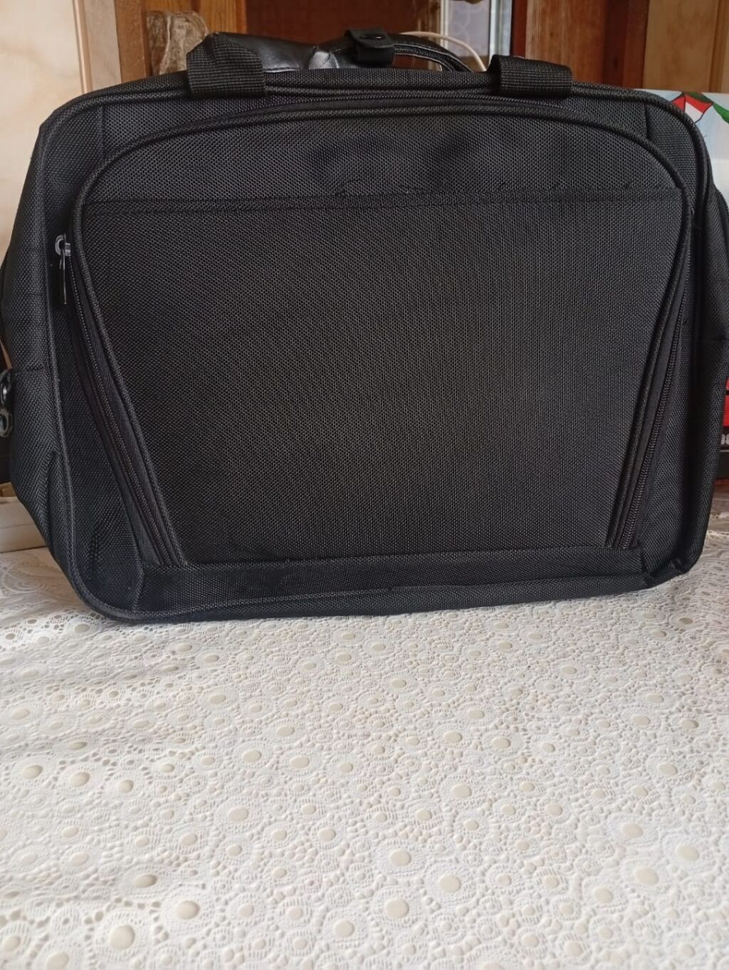 Qara rəngli laptop/iş portfeli - Material: sıx toxumalı suya davamlı — Noutbuk aksesuarları, Bakı (4)