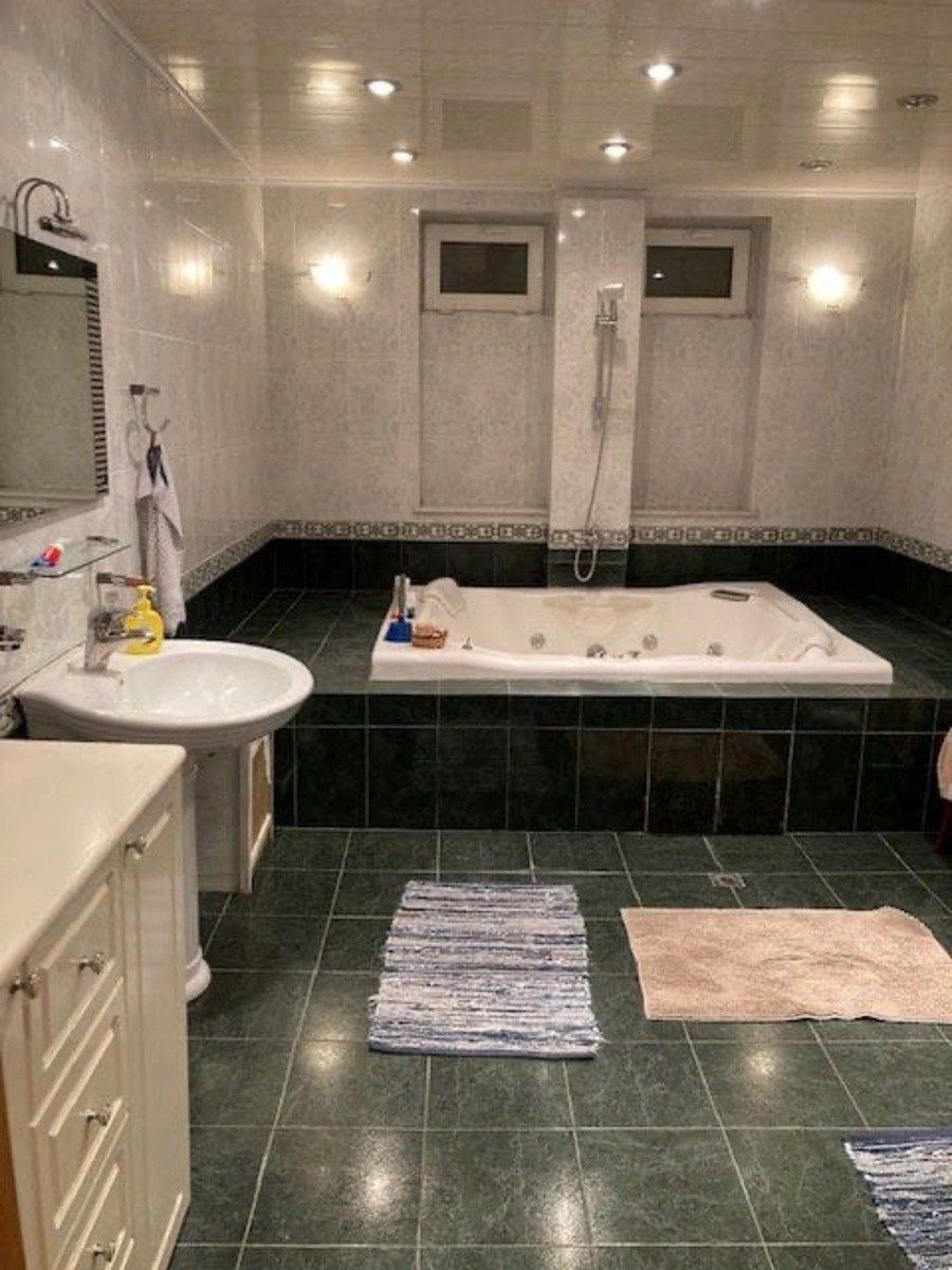 Satılır 7 otaqlı köhnə tikili 470 m² — Mənzil, Bakı (8)