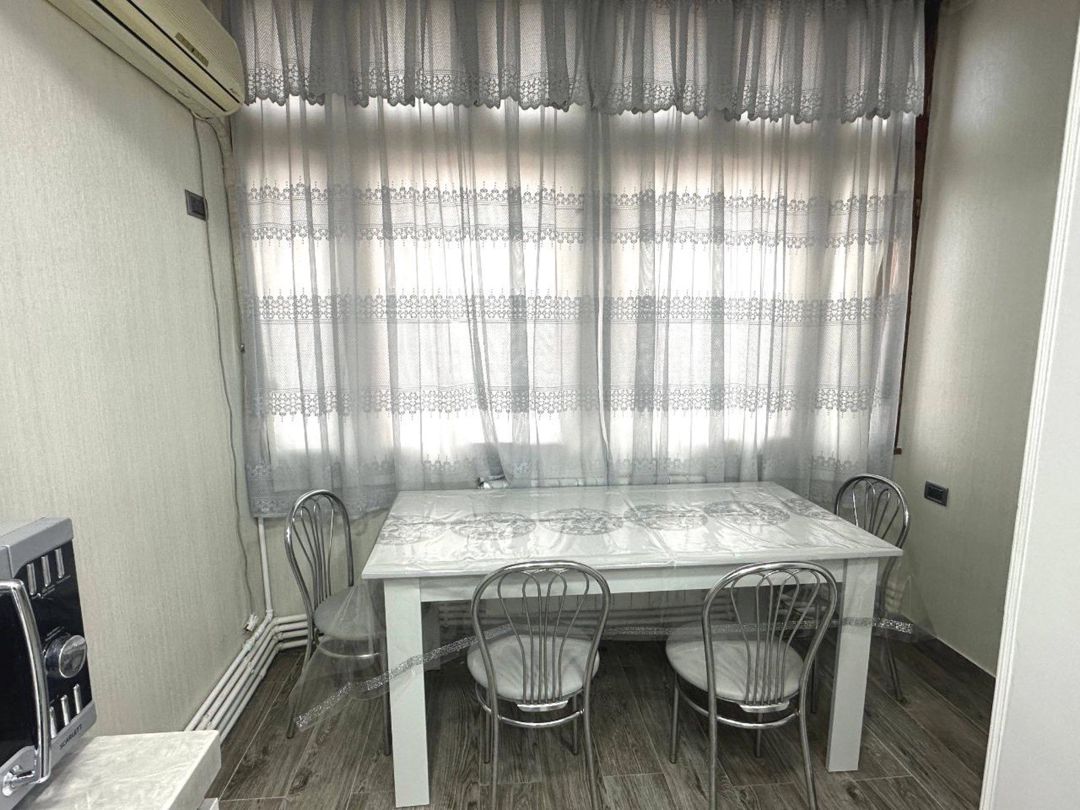 İcarəyə verilir 3 otaqlı köhnə tikili 106 m² — Mənzil, Bakı (10)