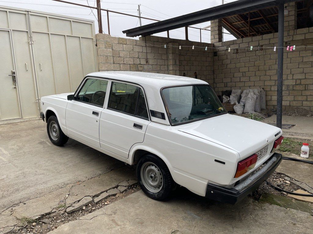 Lada (VAZ) 2107, 1.5 L, 2005 il, 250 000 km 38-BX-318 — Avtomobillər, Qusar (4)