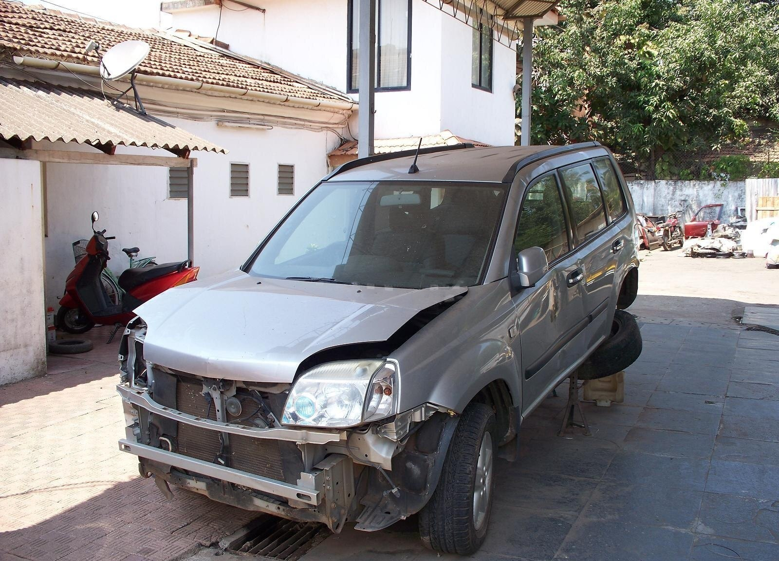 Ehtiyat hissələri Nissan X-Trail — Bakı