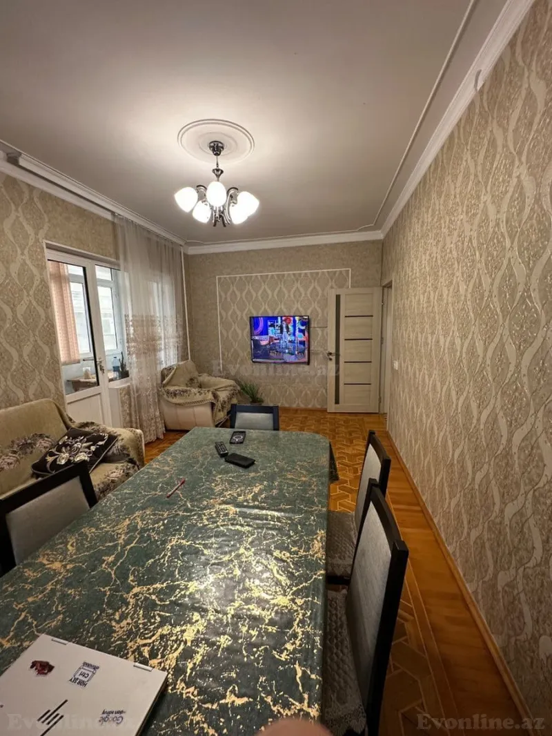 Satılır 4 otaqlı Mənzil Köhnə tikili 110 m² Bakı, Yasamal r., İnşaatçılar m — Mənzil, Bakı (3)