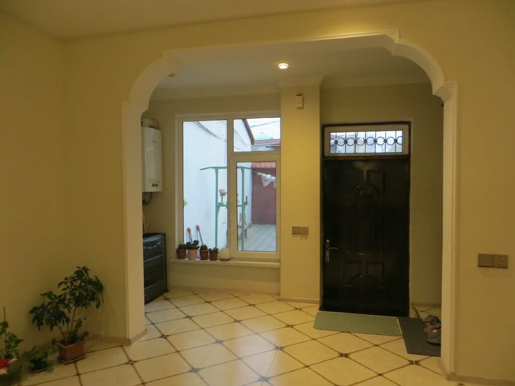Bakı, Zabrat, 5 otaqlı, Köhnə tikili, m. Koroğlu, 150 kv. m — Mənzil, Bakı (3)