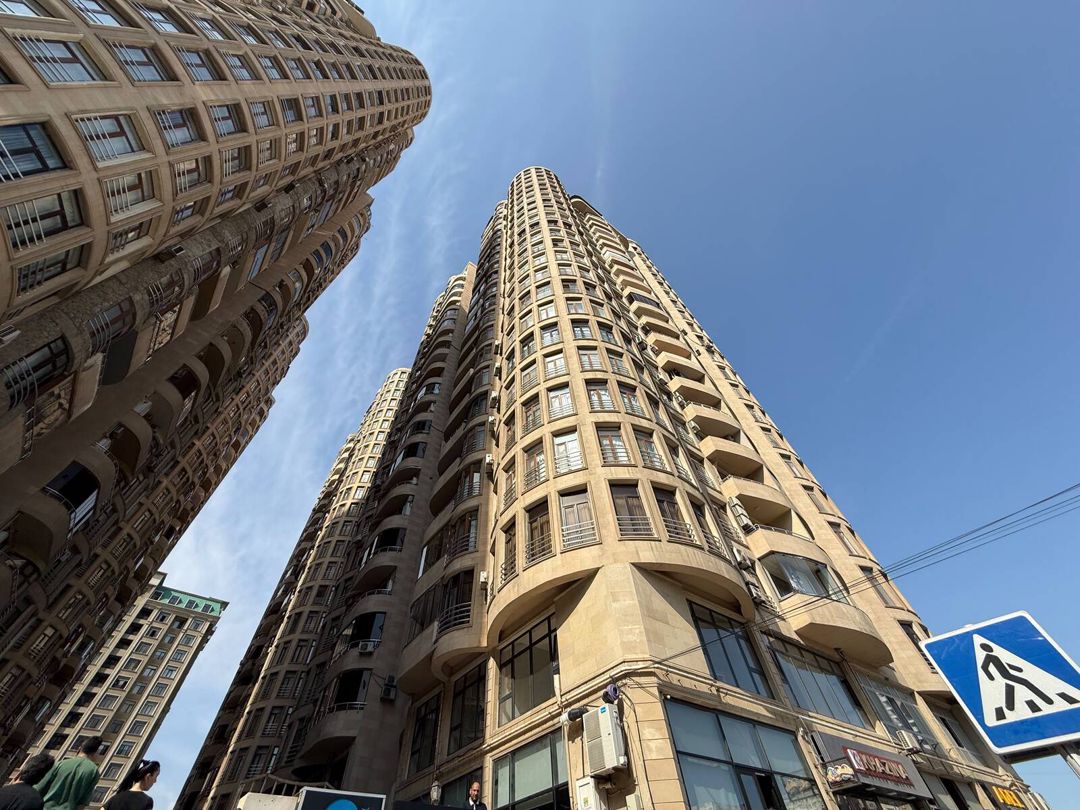 Satılır 4 otaqlı yeni tikili 191 m² — Mənzil, Bakı (2)