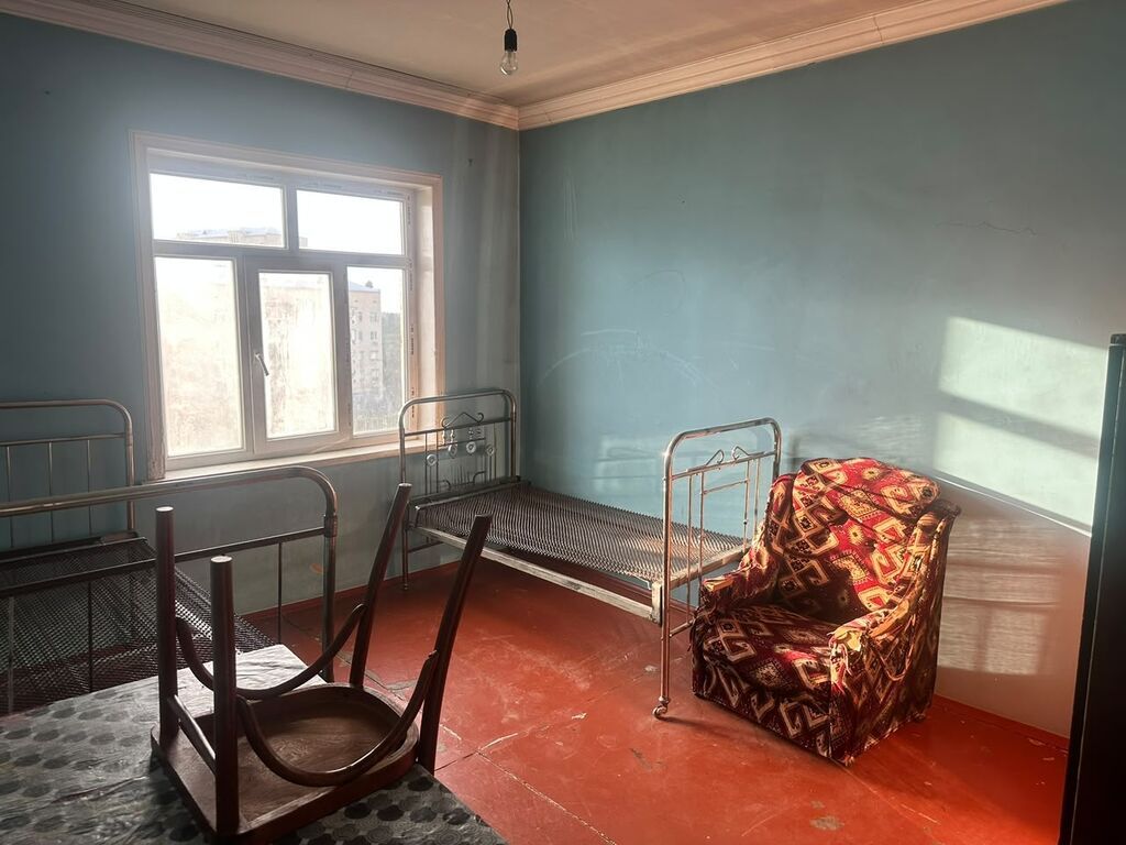 Gəncə, 3 otaqlı, Köhnə tikili, 57 kv. m — Mənzil, Gəncə (2)