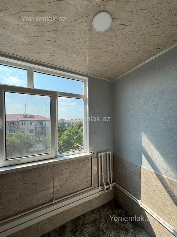 Satılır 2 otaqlı Bina evi menzil (Köhnə tikili), 50 m², 4-cü mikrorayon — Mənzil, Sumqayıt (12)