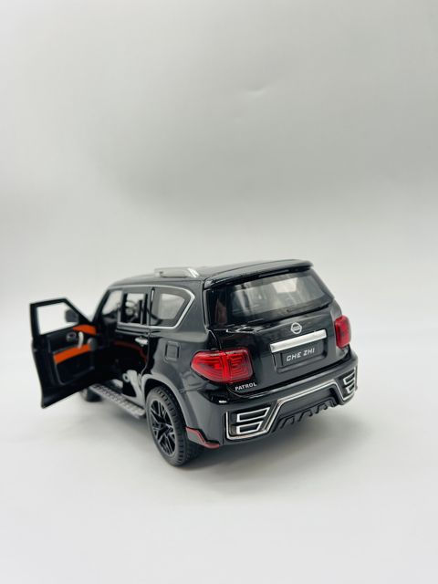 Oyuncaq maşın MS1886-14 Nissan Patrol, metal, qara — Bakı