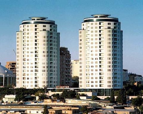 Satılır 4 otaqlı yeni tikili 540 m² — Bakı