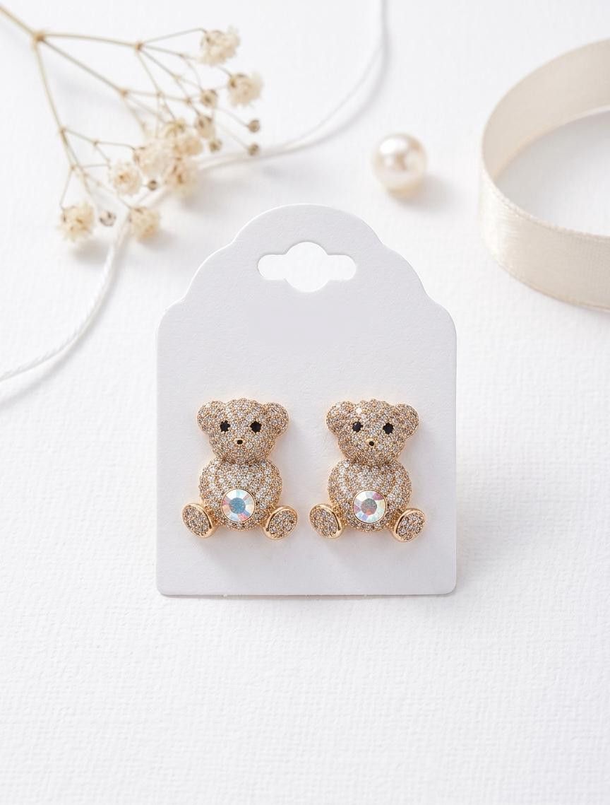 Qadın üçün parıltılı daşlarla bəzədilmiş ayı formalı mismar sırğa Teddy Bear — Mallar, Bakı