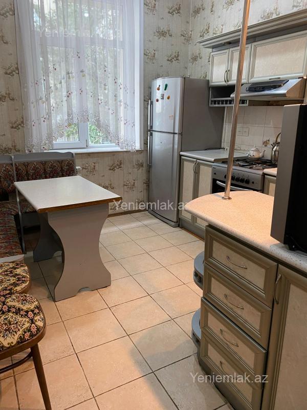 Kirayə 2 otaqlı Bina evi menzil (Köhnə tikili), 60 m², Nəsimi rayonu — Mənzil, Bakı (9)