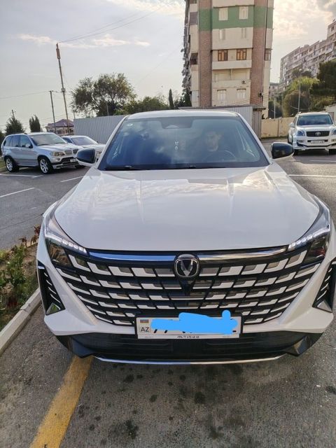 Changan Uni-Z, 1.5 L, 18.4 kWh, 2024 il, 8 400 km — Bakı