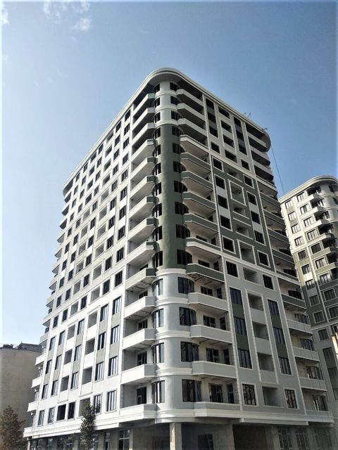 Satılır 2 otaqlı yeni tikili 82.5 m² — Bakı