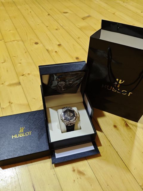 Hublot qol saatı — Bakı