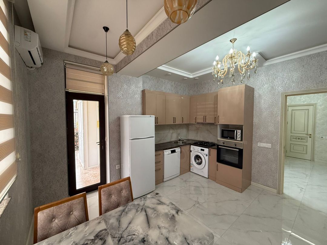 İcarəyə verilir 3 otaqlı yeni tikili 120 m² — Mənzil, Bakı (5)
