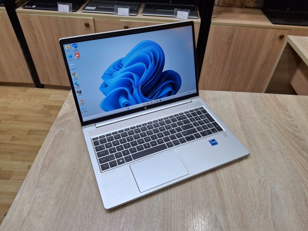 HP ProBook 450 G8 i5 1135G7 16GB RAM 512GB SSD — Noutbuklar, Bakı (2)