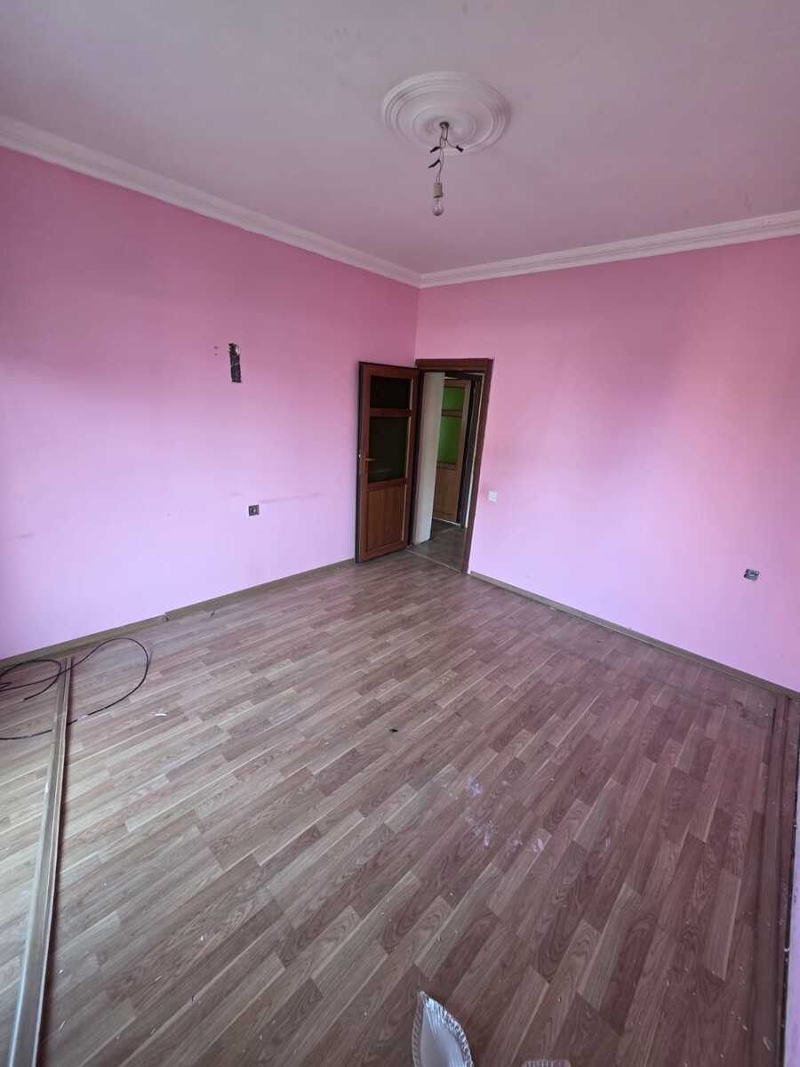 Satılır 2 otaqlı köhnə tikili 65 m² — Mənzil, Bakı (7)