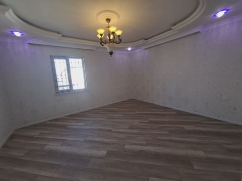Satılır 5 otaqlı həyət evi/bağ evi 160 m² — Bakı