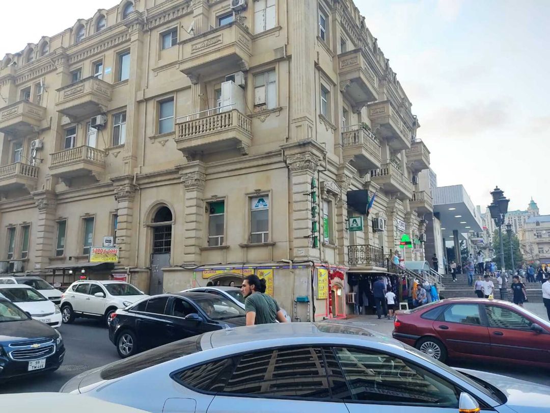 Satılır obyekt 185 m² — Əmlak, Bakı (5)