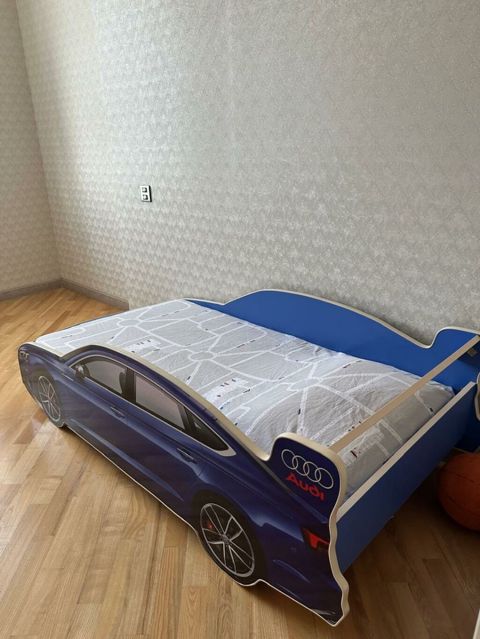 Uşaq maşın çarpayısı – mavi “sportcar” dizaynı - Korpus: sürətli — Masazır