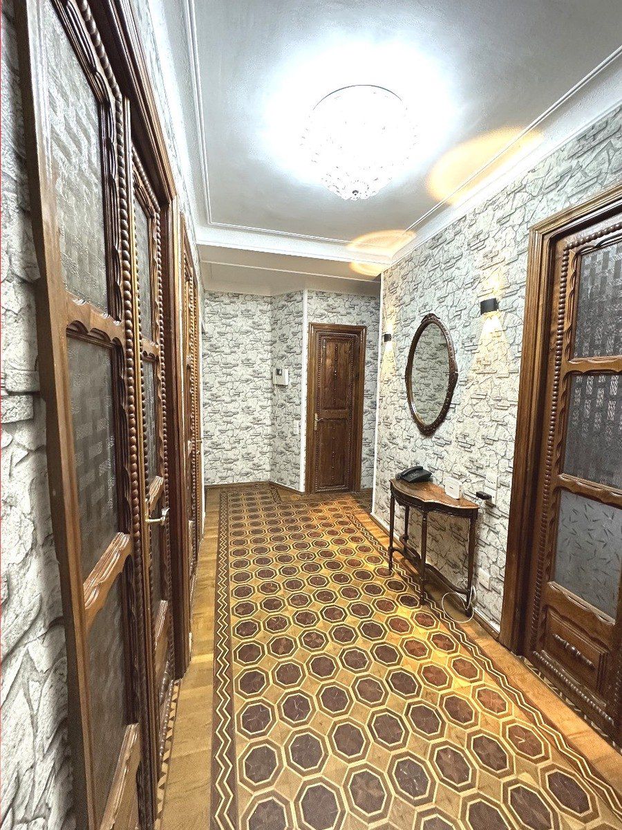 İcarəyə verilir 3 otaqlı köhnə tikili 106 m² — Mənzil, Bakı (2)