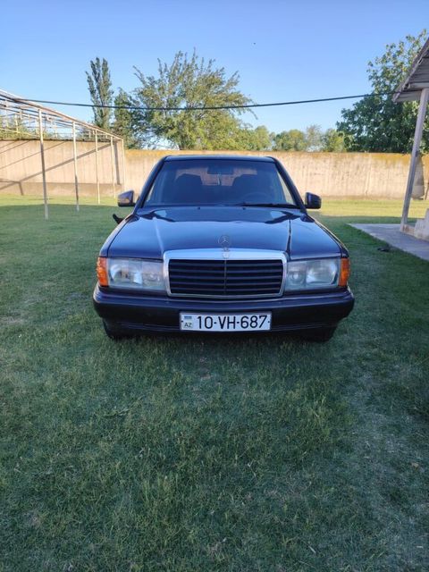 Mercedes 190, 2.0 L, 1992 il, 300 000 km — İmişli