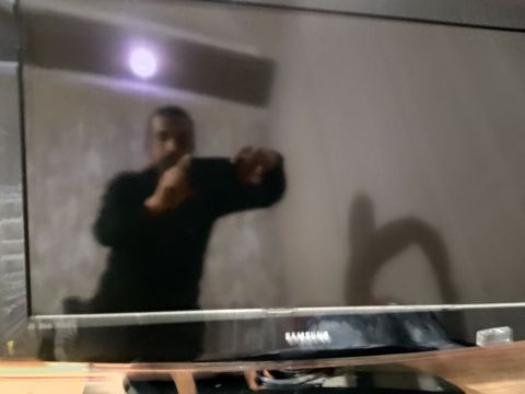 İşlənmiş Televizor Samsung LCD 32" Ünvandan götürmə — Bakı