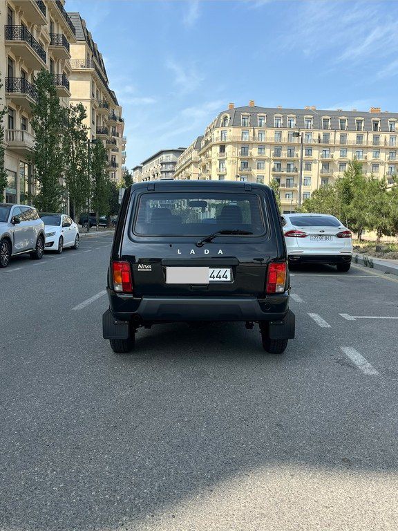 Lada (VAZ) Niva, 1.7 L, 2023 il, 23 000 km — Avtomobillər, Bakı (2)