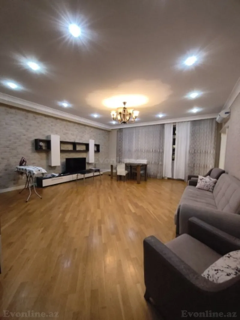 Kirayə verilir 3 otaqlı Mənzil Yeni tikili 170 m² Bakı, Nəsimi r., 28 May m — Bakı