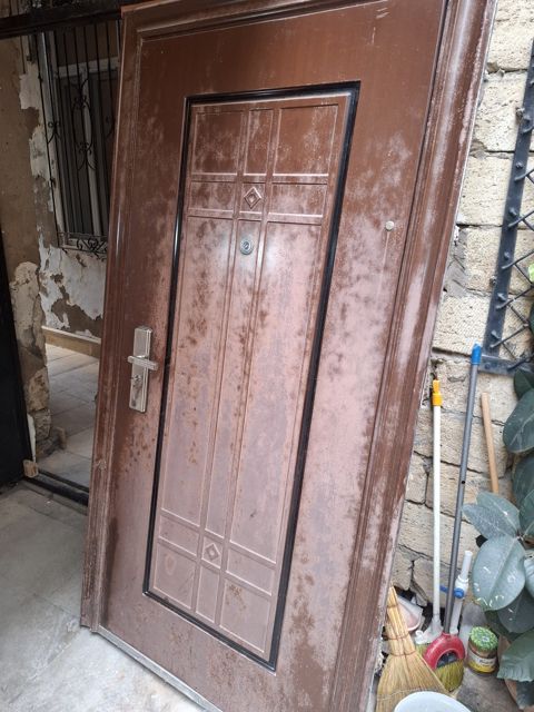 Dəmir qapı — Bakı
