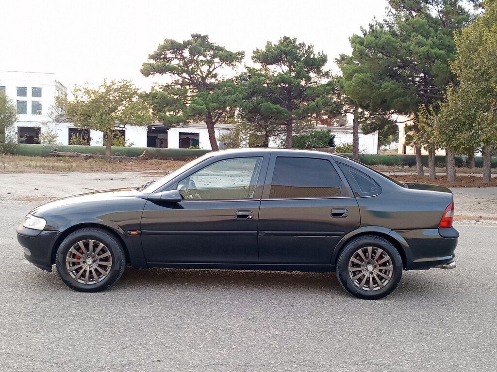 Opel Vectra, 1.6 L, 1997 il, 317 296 km 35-BL-569 — Avtomobillər, Sumqayıt (9)