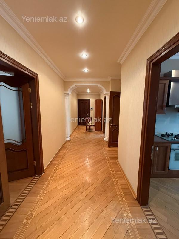 Kirayə 4 otaqlı Bina evi menzil (Köhnə tikili), 210 m², Nizami rayonu — Mənzil, Bakı (7)