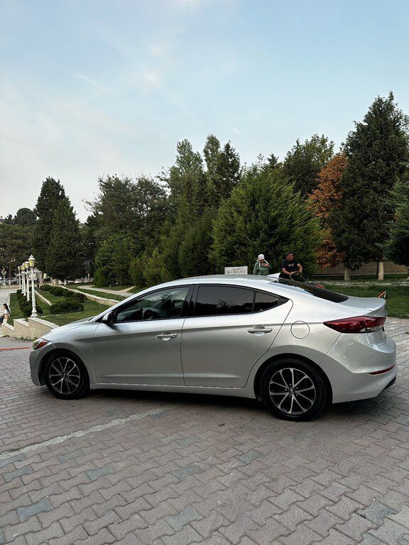 Hyundai Elantra, 2.0 L, 2017 il, 250 253 km — Avtomobillər, Bakı (4)
