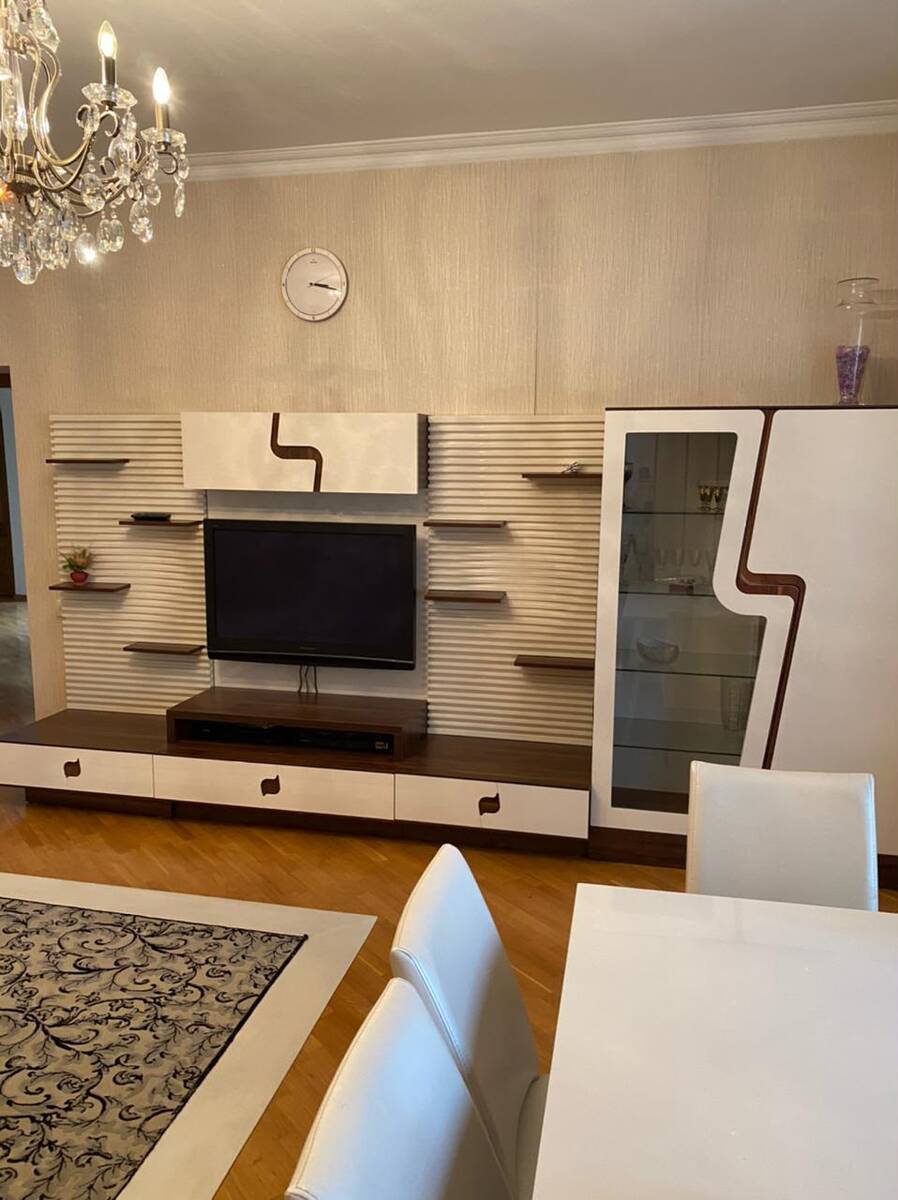İcarəyə verilir 4 otaqlı köhnə tikili 120 m² — Mənzil, Bakı (2)