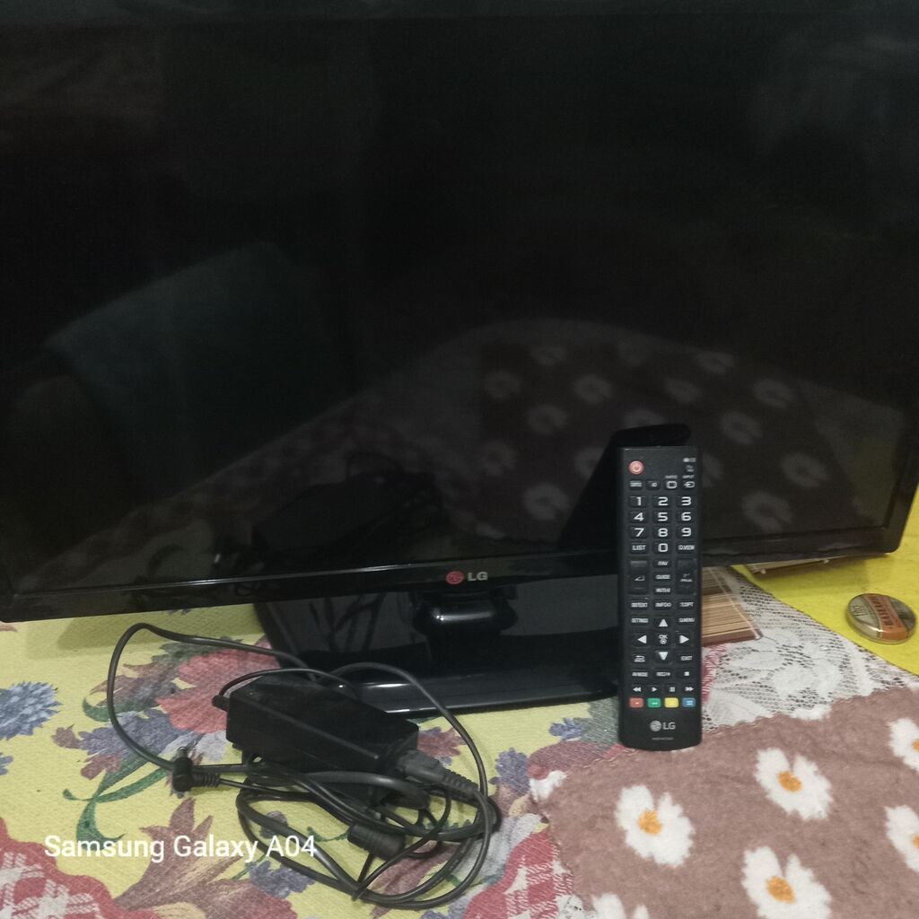 LG LED televizor – kompakt ölçülü ekran, masaüstü dayaqla — Televizorlar, Bakı (7)