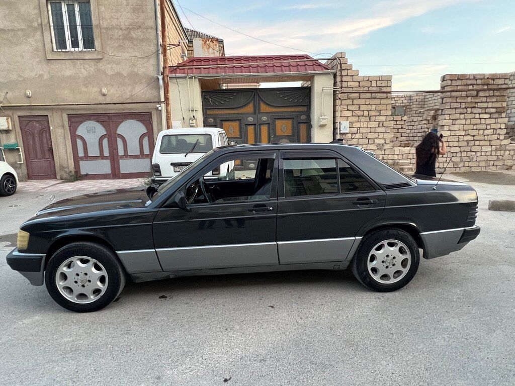Mercedes 190, 2.0 L, 1992 il, 196 063 km 10-VD-442 — Avtomobillər, Bakı (2)