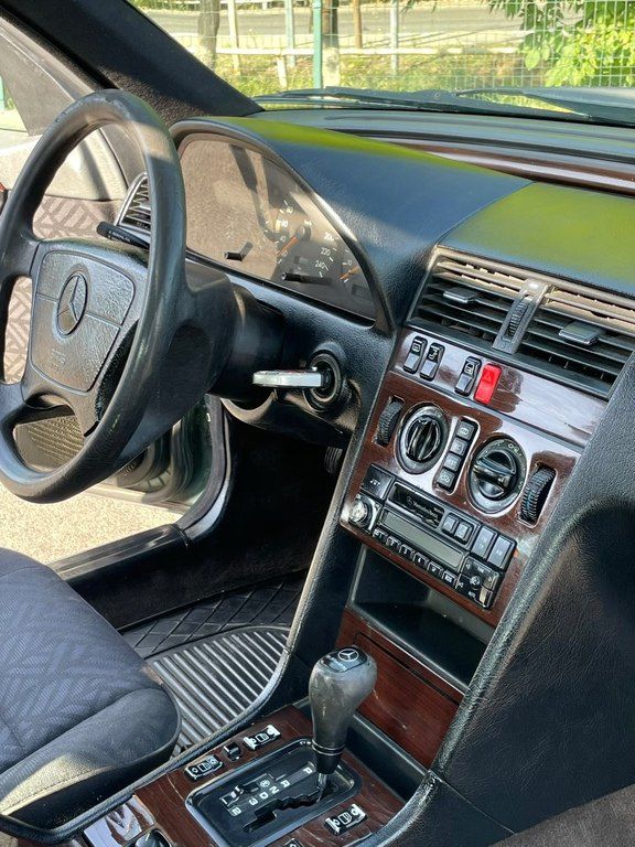 Mercedes C 200, 2.0 L, 1995 il, 397 000 km 10-NE-895 — Avtomobillər, Masallı (9)