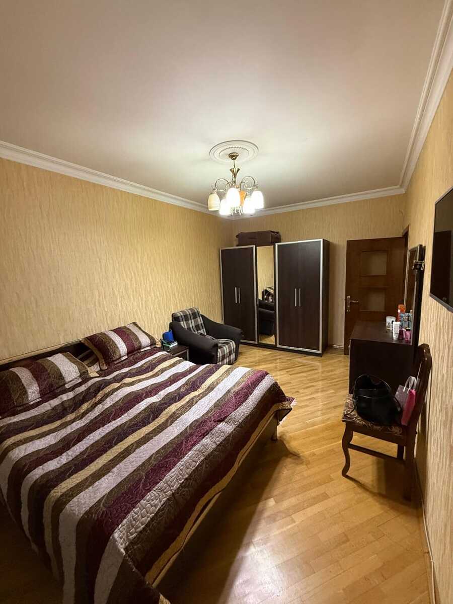 Satılır 4 otaqlı köhnə tikili 105 m² — Mənzil, Bakı (9)